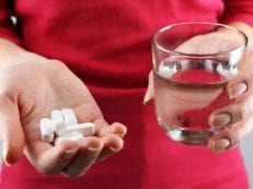 Антибиотик при бронхите у взрослых — название уколов и таблеток при остром или обстуктивном типе болезни