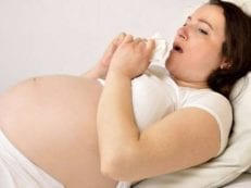 Кашель при беременности — лечение медикаментами и народными средствами