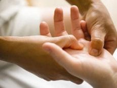 Лечение артроза мелких суставов кистей рук: средства и методы при симптомах