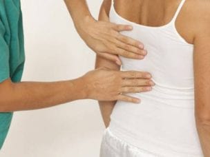 Перелом грудного отдела позвоночника - причины и разновидности, диагностика, первая помощь и методы терапии