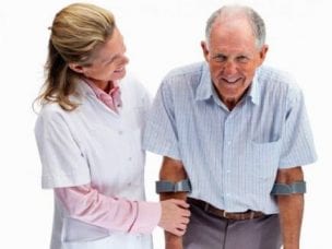 Перелом шейки бедра у пожилых людей - причины, симптомы и типы, диагностика, методы лечения и реабилитация