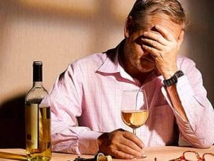 Первая стадия алкоголизма - характерные симптомы и признаки, лечение
