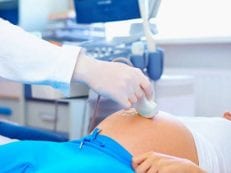 Первое УЗИ при беременности — на какой неделе назначают, способы диагностики и что показывет