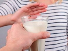 Симптомы аллергии на молоко у взрослых — опасные проявления
