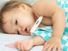 Свечи от температуры для детей — механизм действия и противопоказания, побочные эффекты и дозировка