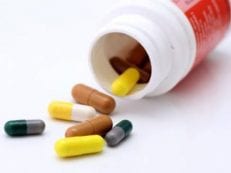 Таблетки от псориаза — виды медикаментов, схемы лечения и цены