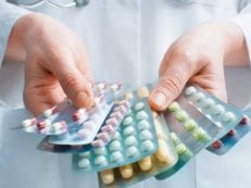 Таблетки при остеохондрозе: виды и применение