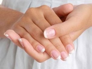 Точки на ногтях - причины появления, какие болезни вызывают симптом, методы лечения и профилактики