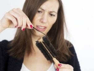 Выпадение волос – причины и лечение у женщин, правила ухода за локонами, косметические и народные средства