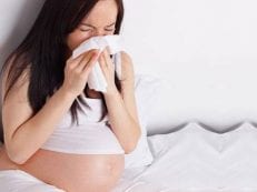 Заложенность носа при беременности — причины возникновения, симптомы и методы терапии