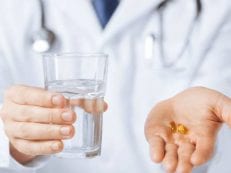 Желчегонные препараты при перегибе желчного пузыря — список и виды лекарств, рецепты народной медицины